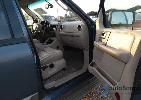 2003 Ford Expedition Eddie Bauer z USA, uszkodzony, nr VIN 1FMPU18L93LC17911